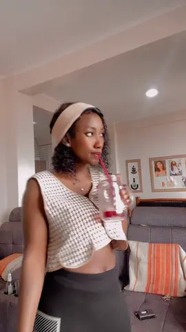 Ku daily menu kwesiva, #dailymenu @KING SAHA OFFICIAL FAN PAGE 💯 @Winnie~wa~mummy💚(ug Beyoncé) @KING SAHA BIG SIZE DIEHARD ❤️ #beauty #fyp 