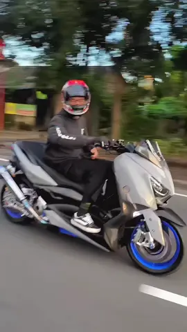 Mini touring 🤙🏼 #fyp #xmax #xmaxindonesia #xmaxmodifikasi #xmaxmedia #xmax300 #xmaxconcept #xmaxx #xmax300thailand 