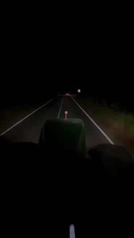 #Агро #JohnDeere #8r335 #молодийтракторист #рекомендації #робота #поле 