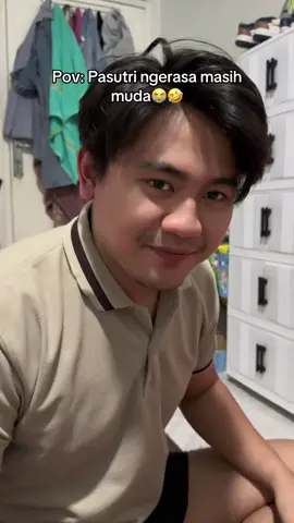 caption: teruntuk anak ku bian , kelak nanti kamu nonton video ini , kamu pura2 gatau aja yah plis 🙂