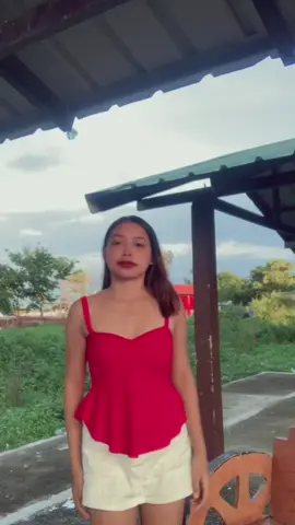 hiya ako,may nakatingin 🥲#fypシ #fyppage #fyppageforyou #4upage 