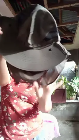 Protektado mukha mo dito lalo na kapag may mga ginagamit kayo da face niyo na di pwede masinagan ng matagal #hatforwomen #hatforwomensunprotection omensunprotection