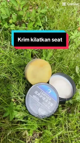 Pakai ni jer geng nak kilatkan dashboard,seat kereta korang tu,harga pun murah dah xpayah hantar kedai buat sendiri lagi jimat.