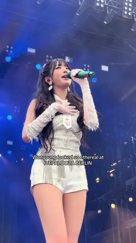 All night 😭🫶🏼 #ive #music #wonyoung #lollapalooza #ivepaloozza #berlin #fyp #viral #kpop #group 