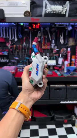 งบผมน้อยใส่แค่นิชชินพอแล้ว 😂💚#hangshop66💚 #dtสติ๊กเกอร์ #nt29shop #allboonsiri #ช่างใหญ่บางพลี #ปองปากน้ํา #ช่างนุคลองขุด #เสียรอบเดียวเชื่อผมดิ‼️ #ทรงลุง #HYB #เวฟมันจ๊าบ🤘🏻 #125led #w110i #giorno #จิ้งหลีดดิว่ะ #w125ledเเต่ง #KTM #ajp #ของดีปากน้ํา❤️ #nissin #เวฟเทาล้อเขียว💚 