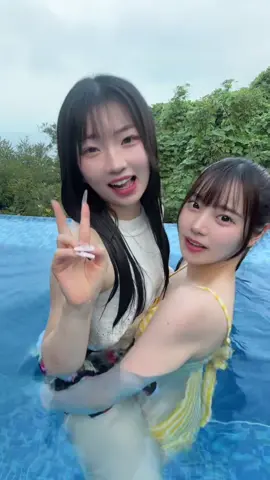 だっこした！！ #fyp #アイドル #いよちゃん #りりたむ #プール #水着 