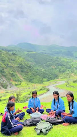 सिमसिमे झरी अनि बहिनीहरूको नृत्य💚💙 #jajarkot #barekot #fyp #viral #karnali 