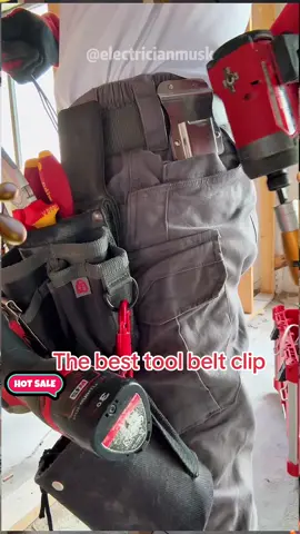 Great belt tool clip#tool #tiktokshop #electriciansoftiktok #bluecollar #electricianlife #outdoortools #diyer #electricians #sparky #plumber #drywaller #milwaukeetools 
