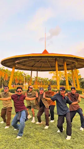 NEW TREND 😍😍😍#fyp #fypツ #fypシ゚viral #foryou #foryoupage #foryourpage #viral @Newfriendz_low @jasper quizon @Kramy Flores @Gilbert Tayag II @notnot20 @Lincoln Pamintuan @MAPANIKWA👮‍♀️ 