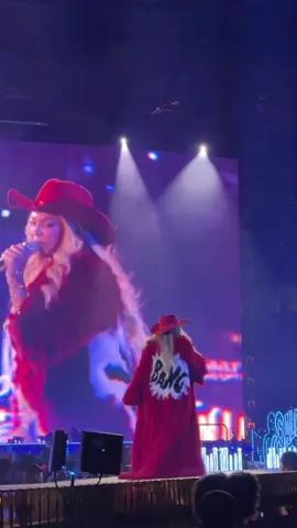 II HANDS II HEAVEN - ATL NIGHT II ✨ waited my whole life for this moment 🥹 #beyoncé #cowboycartertour #cowboycarter #beyhive 