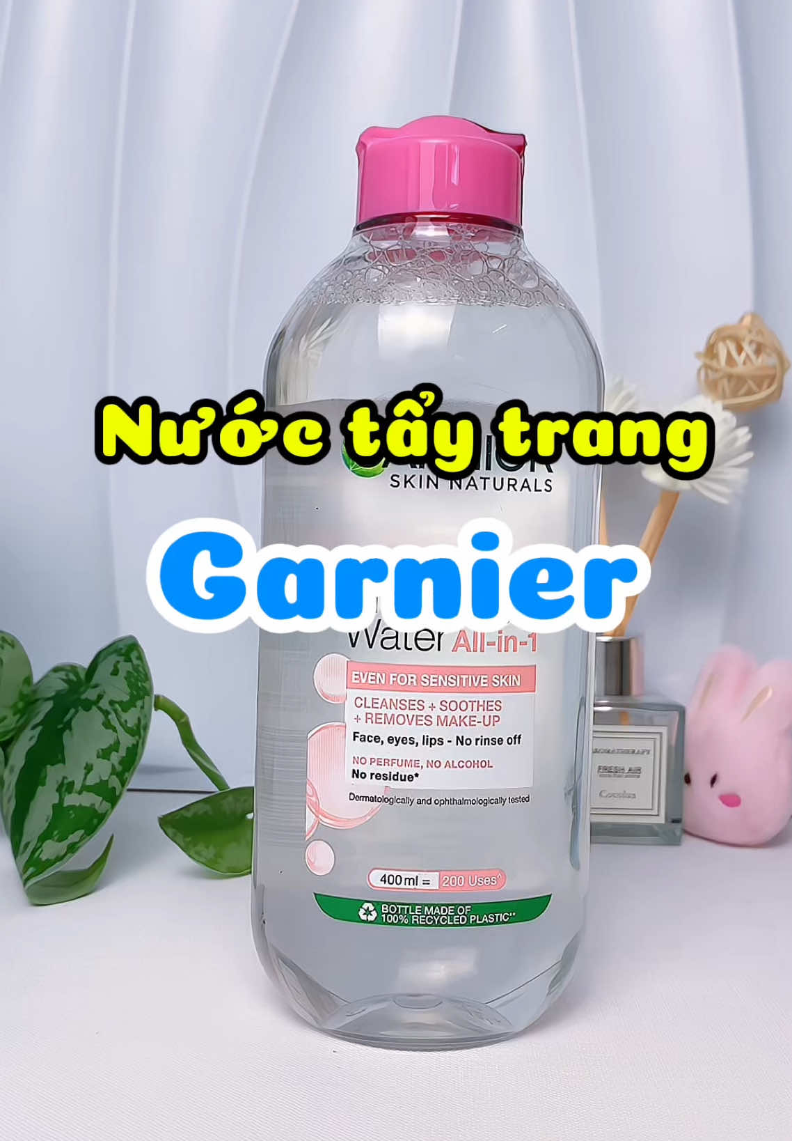 Dạ nhạy cảm thì nghe e dùng garnier nắp hồng ý. Vừa sạch sâu mà cảm giác dịu nhẹ trên da mặt #duocsithuyen #garnier #nuoctaytranggarnier #yfp 