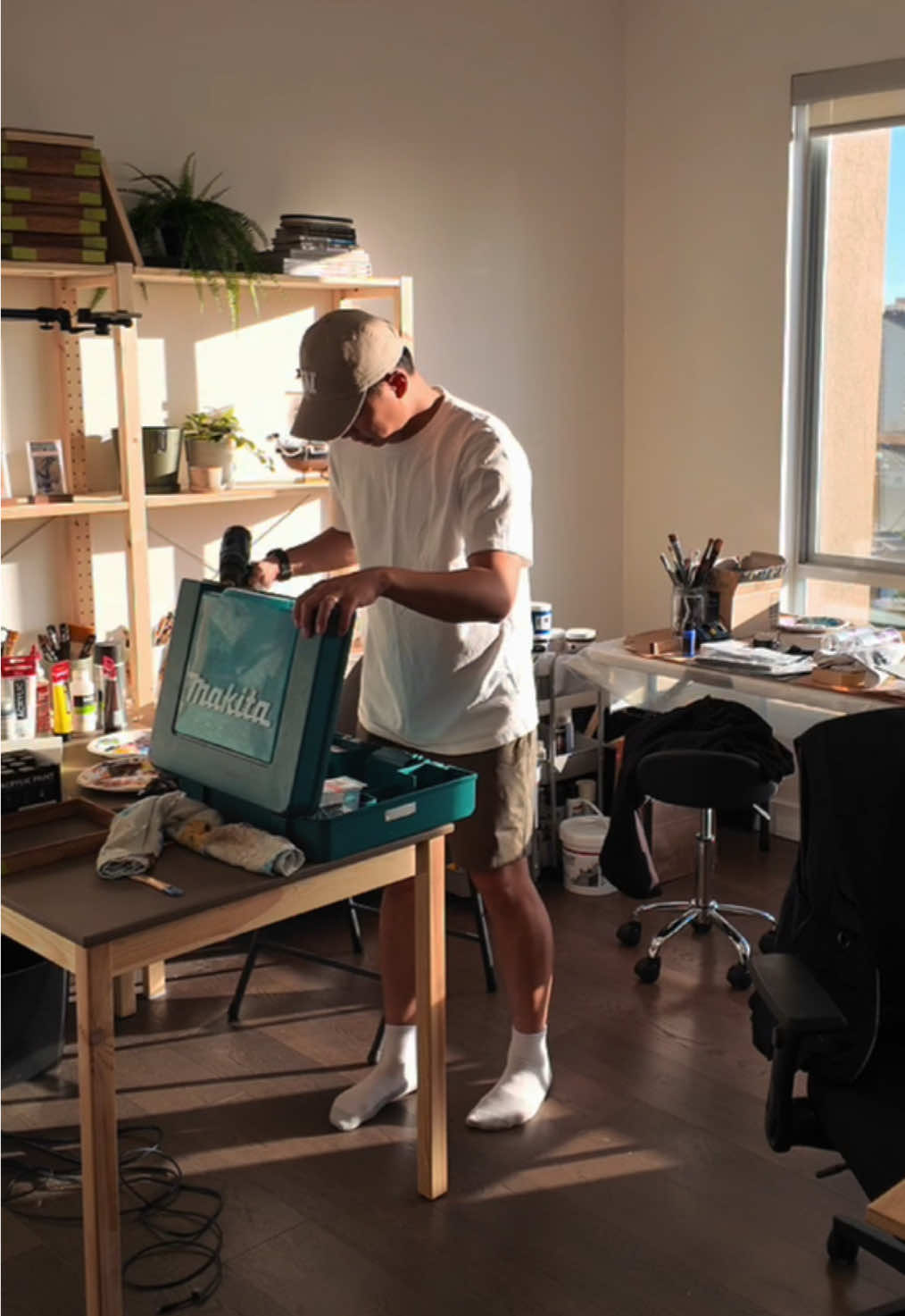 Sunday reset ☀️ Thank you for all the love and support during this first week of my art series. I’m so incredibly grateful that I get to share my passion with you all ☺️ Can’t wait to share what I have for week 2!  #SundayReset #Cleanwithme #grateful #artstudio 