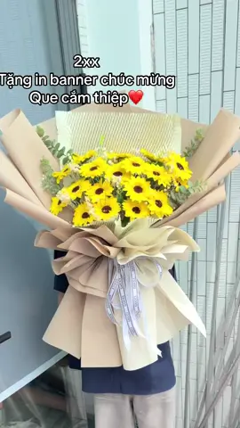 Mẫu hoa hướng dương sang . Tặng tốt nghiệp đẹp mắt#sihoasapthanhpham #hướngdẫngóihoasápđẹp #đàotạohọcviên #hoasápđẹpcầnthơ #sihoasapthomcantho #xuhuong #hoatốtnghiệp 