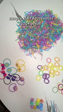 grabe sobrang dami na nitong pamuyod sa buhok mga mi! 100+ pesos lang perfect pagpasok sa school kaya check out na! #hairaccessories #hairband #hairbands #hairtie #ponytail 