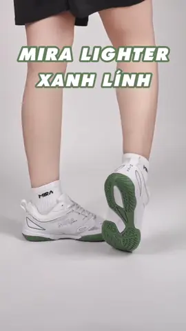 Giày cầu lông, bóng đá Mira chính hãng với thiết kế thời trang, phù hợp với mọi lứa tuổi. Chất lượng xịn xò rất đáng để sở hữu 1 đôi trong tủ giày của mình🥰