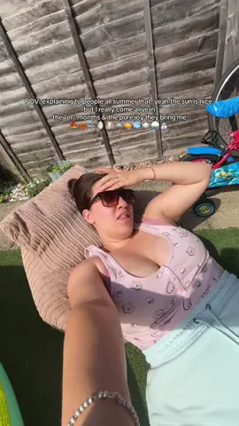 anyone else thrive in the “er” months? 🥧🫧🪞🫖🌧️🍂☕️⛄️🤍 #autumn #wintervibes #motherhood #momof3 #pregnancy #pregnancyjourney #2025baby 