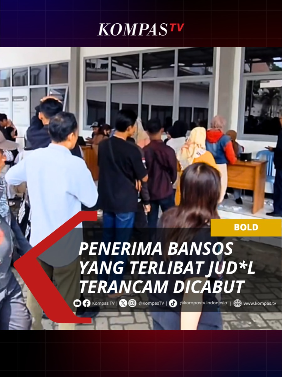 Menteri Koordinator Bidang Pemberdayaan Masyarakat, Muhaimin Iskandar menegaskan akan mencoret penerima bantuan sosial (bansos) yang terbukti terlibat dalam aktivitas judi online. Menurut Muhaimin, ada sejumlah sanksi yang disiapkan bagi penerima bansos yang menyalahgunakan bantuan. Mulai dari pengurangan hingga pencabutan total bantuan. Ia juga menyebut, selain sanksi administratif, pelanggar bisa dikenai hukuman pidana. Simak berita lainnya di kompas.tv #BOLDKompasTV