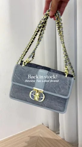 Tya Bag vol 2 finally restock! Tas kolaborasi Tya Ariestya yang jadi inceran udah bisa kamu checkout sekarang💗 #jimshoney #tasjimshoney #taswanita #tasselempang #tyaariestya #tyabag 