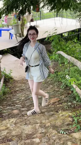 Nhạc suy quá😭