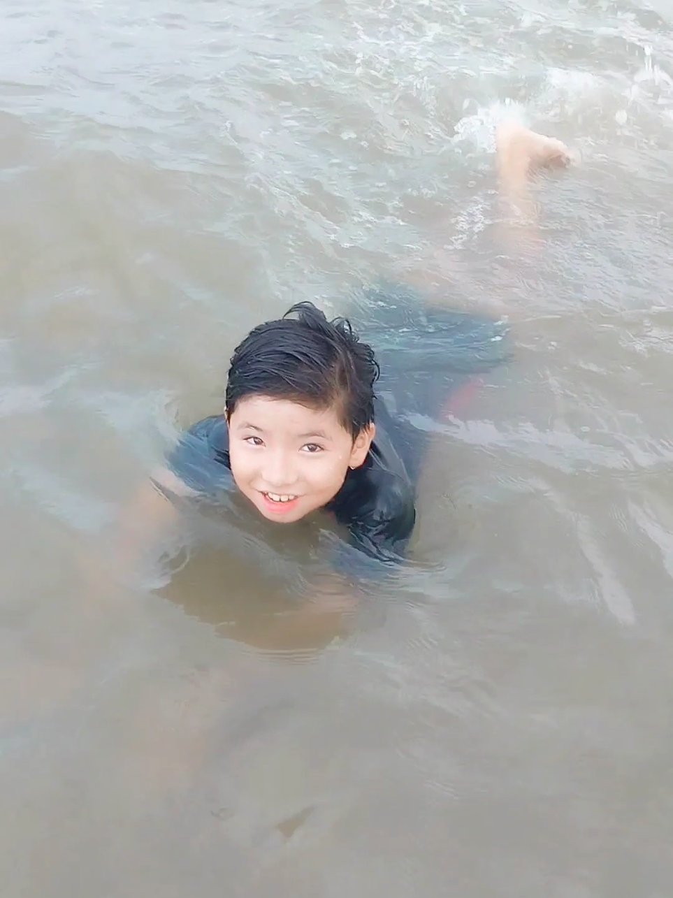 Cả nhà ngủ ngon😚🥰 #boy #kun #hoangquan13 #akun 