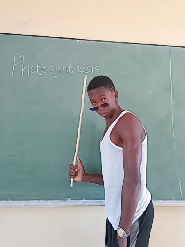 I'm a what man?😅😅 #creatorsearchinsights #funnyteacher #funnyvideos😂  photosynthesis  funny Pronunciation  funny teacher  funny videos for you 🤣 