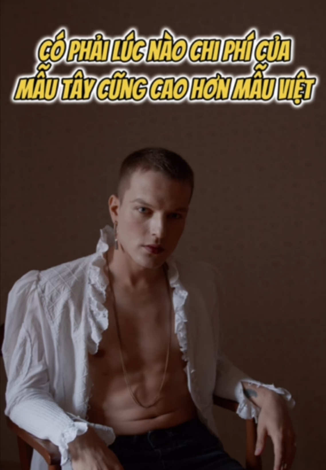 Thực tế, mức giá booking mẫu Tây thường cao hơn khoảng 30–50% so với mẫu Việt, nhưng không phải lúc nào cũng sẽ như vậy. Chi phí booking talent (dù là Việt hay Tây) còn phụ thuộc vào rất nhiều yếu tố khác. #FASHION #BOOKMODEL #FOREIGNERMODEL #TALENTS #TVC #KV #COMERCIAL #PRODUCTIONHOUSE #KOL #FELIXZONE _______________ 𝗙𝗲𝗹𝗶𝘅 𝗭𝗼𝗻𝗲 – Talents agency chuyên cung cấp mẫu Việt, model - talent Tây, talent kids, hand talent, hair talent,… Những người mẫu đa sắc tộc đến từ nhiều quốc gia. https://felixzone.asia/ 𝗟𝗜𝗘̂𝗡 𝗛𝗘̣̂ 𝗕𝗢𝗢𝗞𝗜𝗡𝗚: ☎️Phone: 0907882148 (Ms. Vân) 📧felixzone.ltd@gmail.com 📍94/5a Nguyễn Đình Chiểu, phường 03, quận Phú Nhuận, TP. HCM