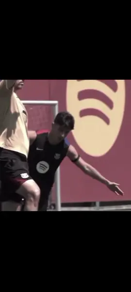 @Pedri González #viral #canarias🇮🇨tenerife🌴 #pedrigonzalez #hermosomomento #foryou #shahat_quran #unamortanhermoso #pedrigonzalezedit8 #fypツ #pedbrca #اكسبلورexplore #canarias🇮🇨 #pedri #tagwa_pedri #pedritofernandez #pedrigonzalezedit8 #pedritofernandez #pedri #viral #الشعب_الصيني_ماله_حل😂😂 