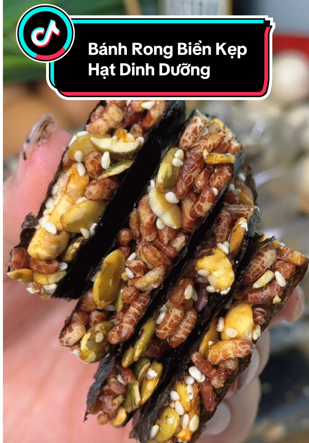 Bánh Rong Biển kẹp hạt dinh dưỡng Ngon-Giòn-Thơm mà lại rất dinh dưỡng nữa, mọi người đã ăn thử chưa?  #nuhayan🌼 #food #ancungtiktok #banhrongbienkephatdinhdong #rongbienkephatdinhduong #gonutseatclean #anvat #reviewfood 