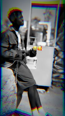 Quand tu écoutes ça tu te rappelles de qui ?   Mentionnez l’artiste dans les comm 🇬🇳🥂🥶.  #guinneenne224 #rap #pourtoi #guinneenne224🇬🇳 
