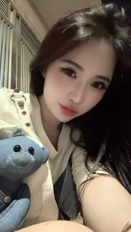 Ngồi chờ tình yêu đến ✌🏻