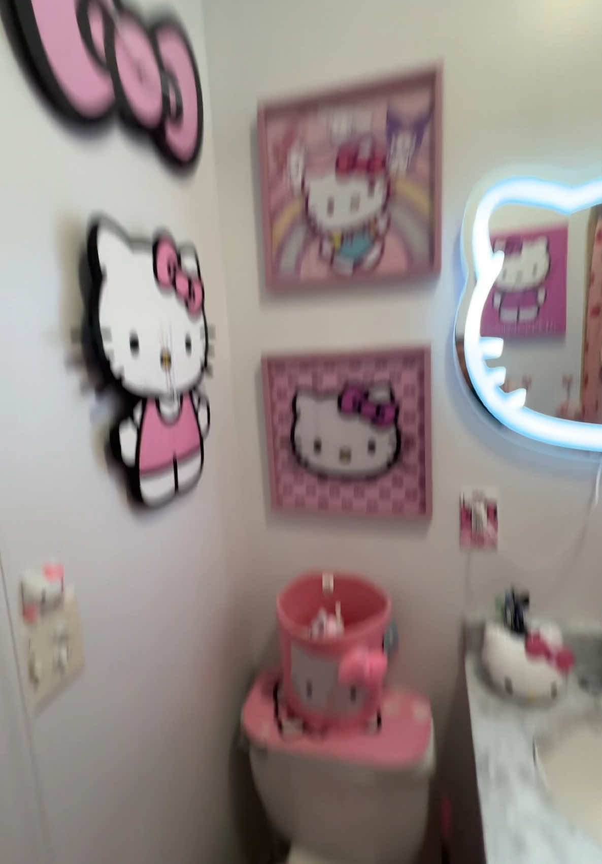 baños de hello kitty #baño #hellokitty #fyp #parati 