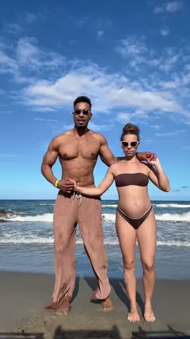 Aspettando l’arrivo del nostro amore 🌊 🥰 #bachata #bachatadance #fyp #bachatalovers #couplegoals 