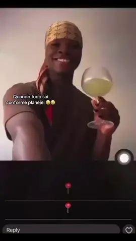 A risada maléfica #foryoupage #🇦🇴🇵🇹🇲🇿🇧🇷🇬🇼🇸🇹🇨🇻🇪🇦🇨🇩 #viraliza #memestiktok #videoviral  @Ea_agora📍  