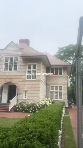 Dreams Done ✅ #hamptonssummer #gossipgirl #hamptons #channelhouse #easthamptonny #ny #hampton #hamptonsstyle #hamptonstrong💚💪🏾 