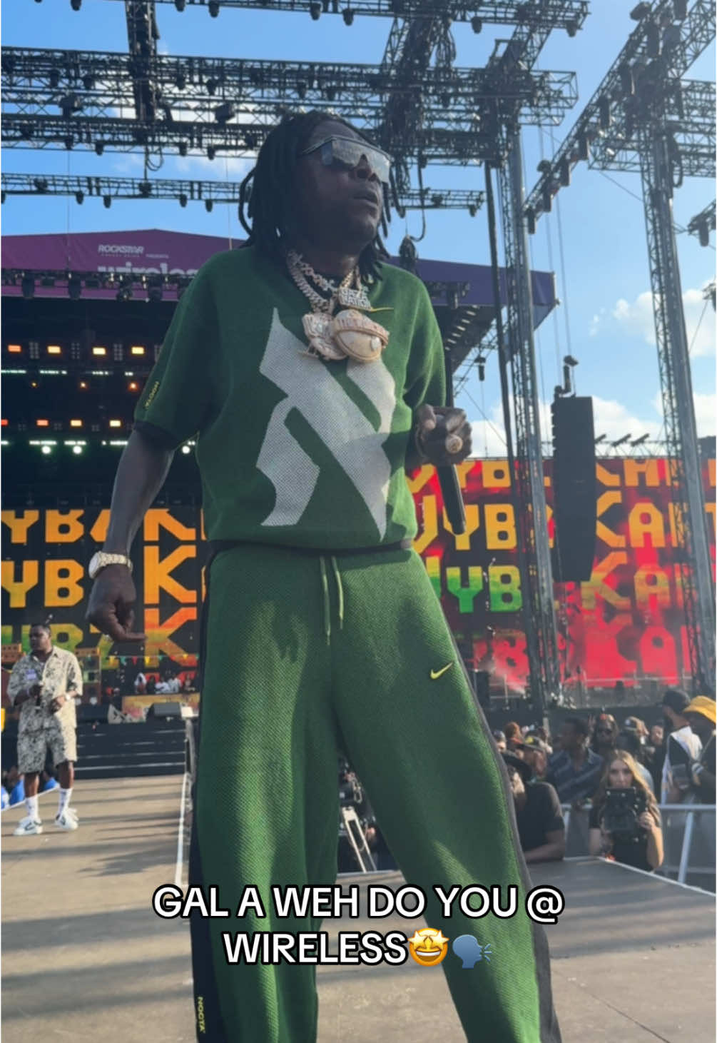 VIBES ON VYBZ‼️💥 @vybzkartel  #20YEARSOFWIRELESS #wireless #vybzkartel #dancehall #king #worlboss 