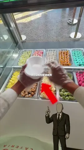 Des mini glace une idées ingénieuse qui apporte beaucoup de client #marketing #psychology #buisness #neuromarketing #entrepreneur 
