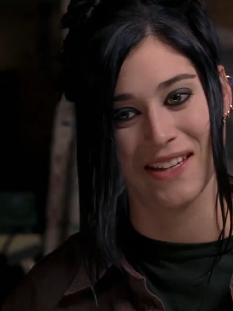 💿Take Me Away  #skate #fyp #teenagedirtbag #olderbrothercore #freakyfriday #meangirls #slcpunk #jadewest #jennyhumphrey #rodrickheffley #katstratford #jennifersbody #thebreakfastclub