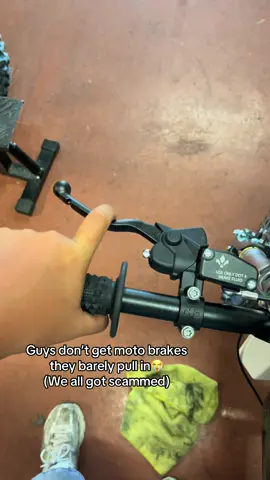 Never buy ultra brakes they don’t even move😭@tx3Ro #surron #talaria #brakes #motobrake #funny #scammed #eride #ragebait #fyp #bayarea 