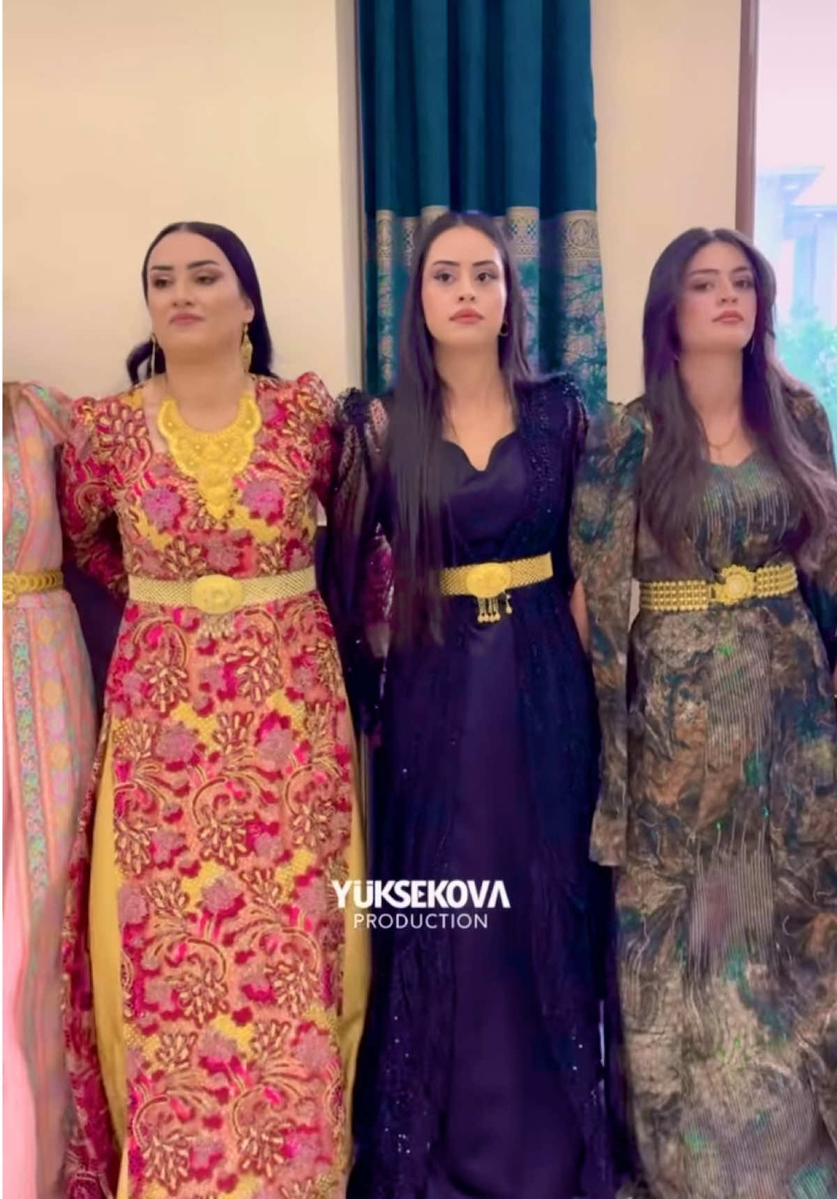 Yüksekova düğünleri 🎉 #aşiretdüğünü #kurdishwedding #yüksekovadüğünleri #kürtçeşarkılar #halay #düğün #hozancevat #keşfet 