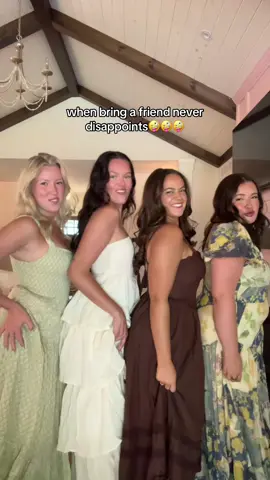 baddies recognize baddies😍😍😍 #girls #friends #trend 
