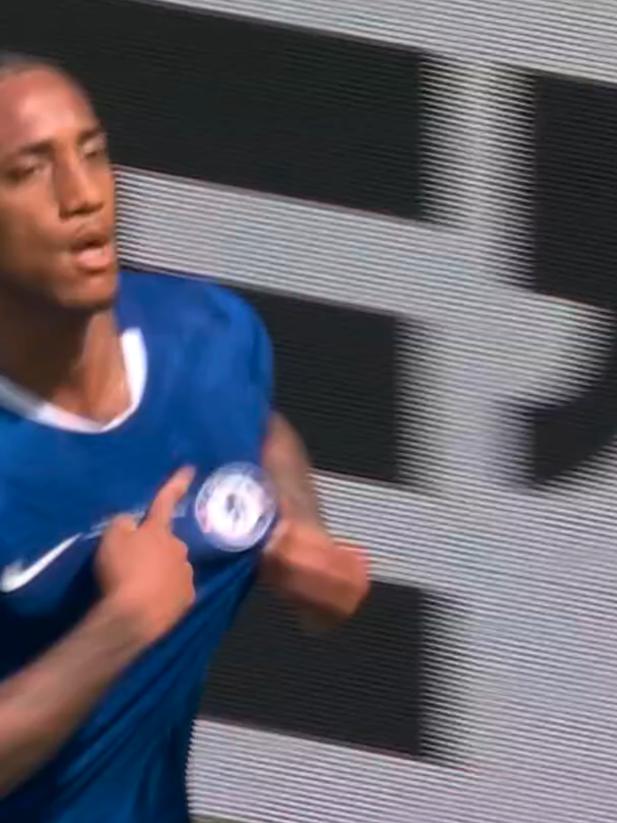 3:0⁉️ Chelsea spielt PSG schwindelig #DAZNmoment Das Finale beim #FIFACWC zwischen Chelsea und PSG seht Ihr jetzt live und kostenlos auf DAZN #TakeItToTheWorld