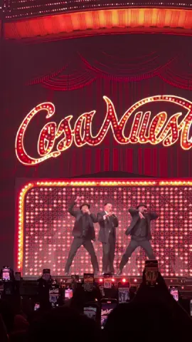 Bienvenidos a Cosa Nuestra 🎭🔥@rauwalejandro #cosanuestra #rauwalejandro #cosanuestratour #cosanuestraworldtour #rauwalejandroworldtour #movistararena #wizinkcenter #fyp 