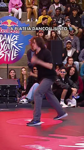 E você vai dançar daí também 🤪 #redbull #tedáaaasas #redbulldanceyourstyle #dança #dance #brasil 
