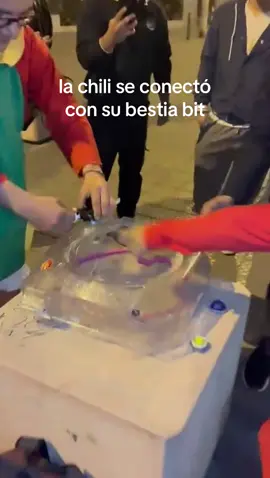 la chili activada con la comunidad de @beybladeperu #beyblade #beybladex 
