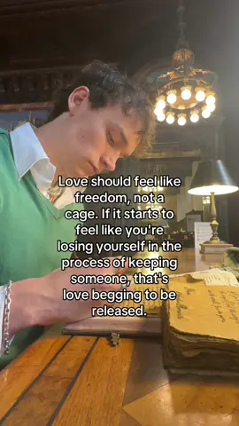 #Love #darkacademia #hopelessromantics #library #hopelessromantic 