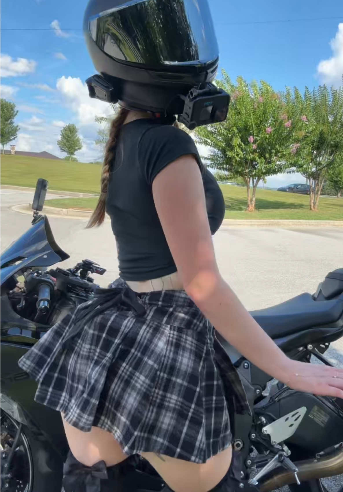 it’s so catchy😭 #dance #motorcyclesoftiktok #motolife 