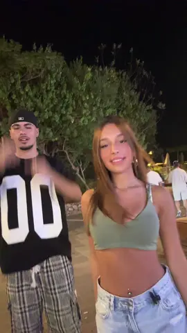 כמה זמן ללמד אותו שתי תנועות וחצייייי