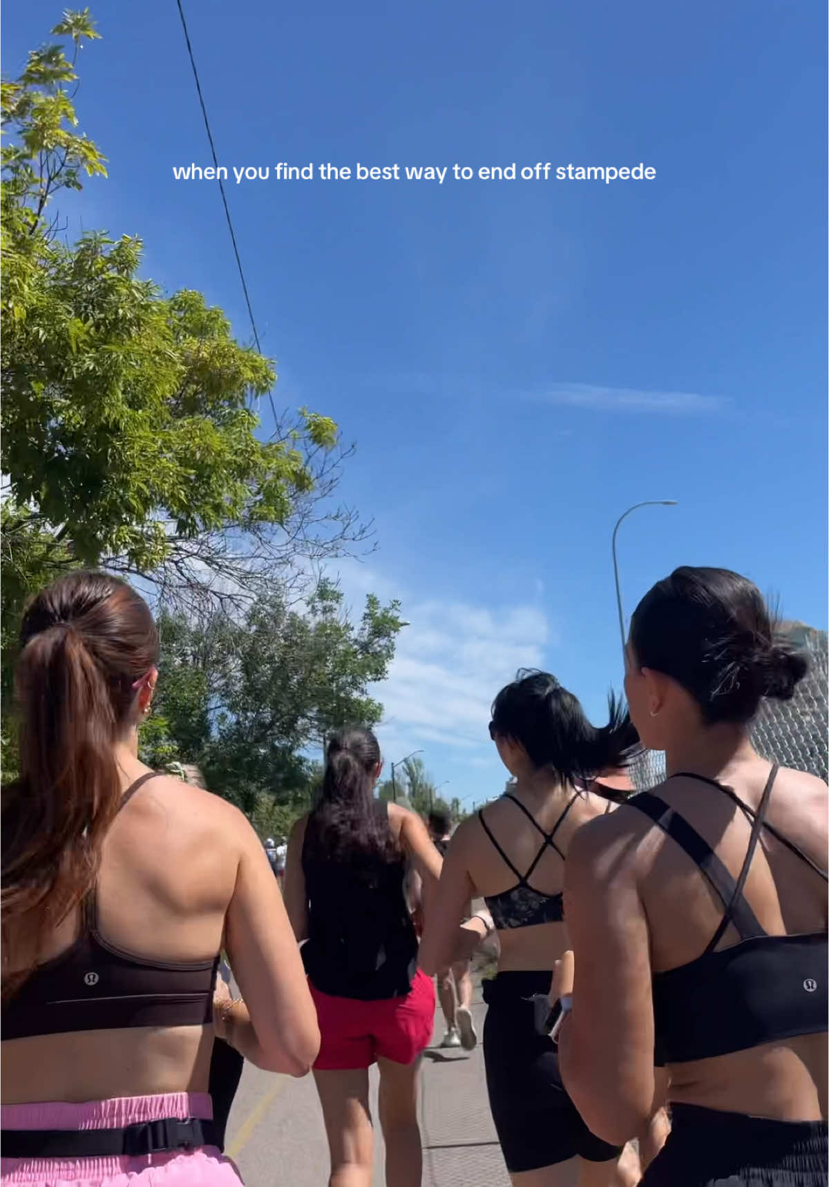 When @2mro app has run club at @Cowboys Music Festival with ice baths, red bull, IV recovery, merch, hot dogs, & more, you’ve found the best way to kick off stampede day 10 #runclub #calgary #yyc #calgarystampede #stampede #calgarystampede2025 #cowboysmusicfestival #stampede2025 #calgaryrunclub 