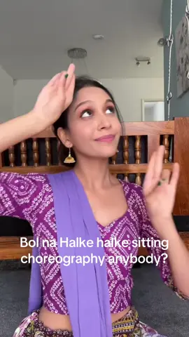 Bol na Halke Halke sitting choreography for all my desi girls who want a quick dance piece #indiandance #bollywooddance #bollywoodchoreography #dance 