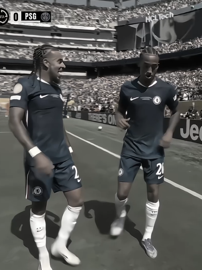 لابد ما يجيك الدور 🌚🔥. #chelsea #psg #foryou #fyp 